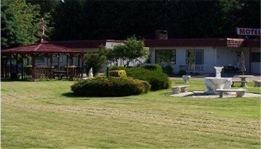 Travellers Rest Motel Salmon Arm Exterior foto
